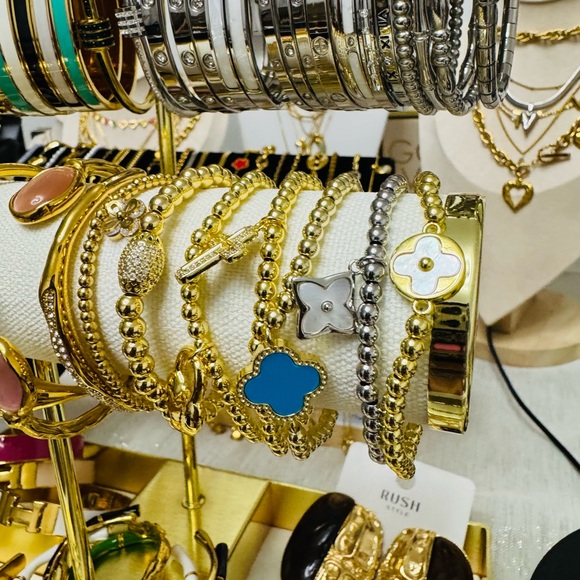 Like This Post So You Don’t Miss My Next Live Event! - Picture 6 of 17